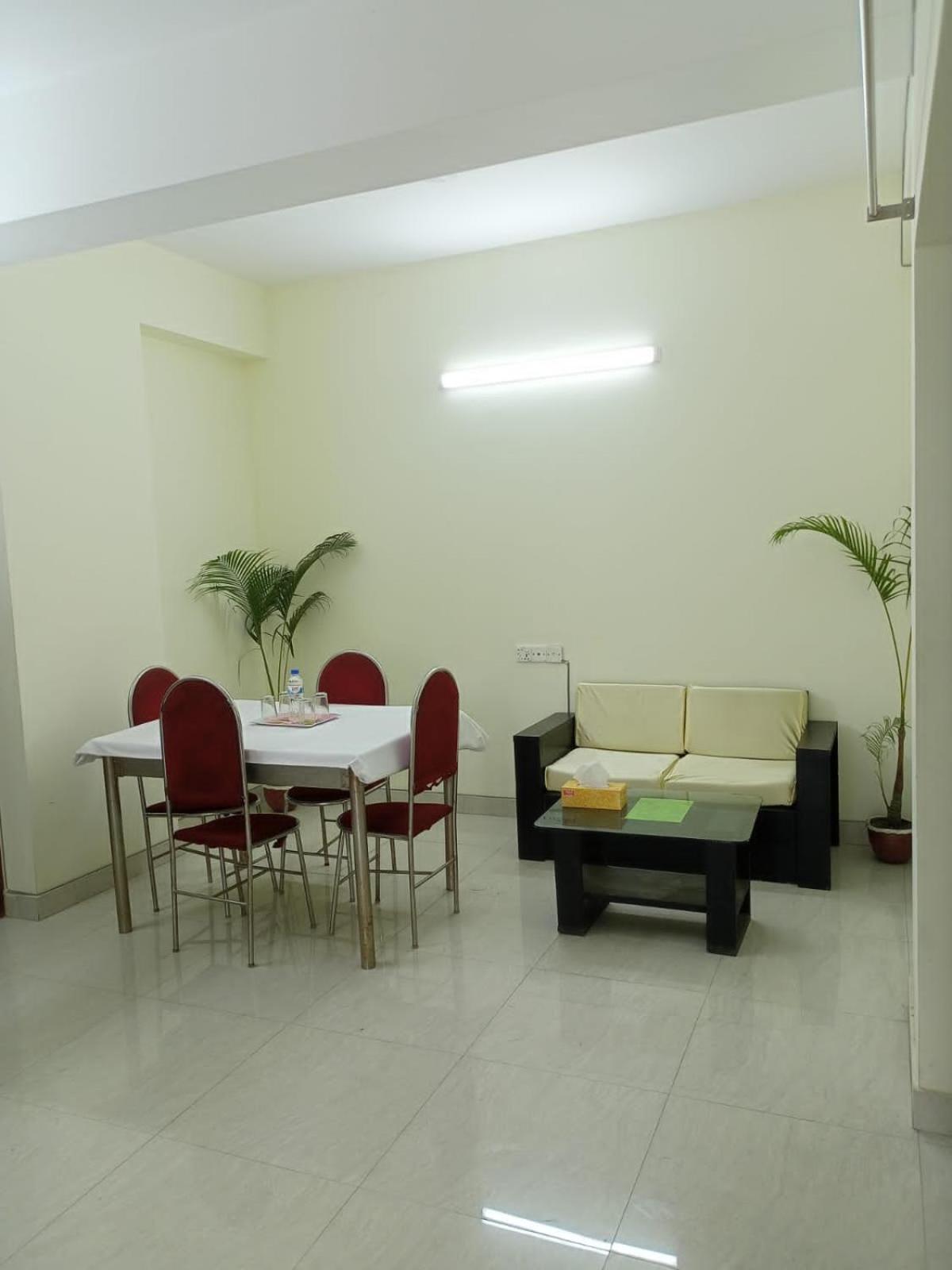 Khulna Rose Garden Guest House מראה חיצוני תמונה
